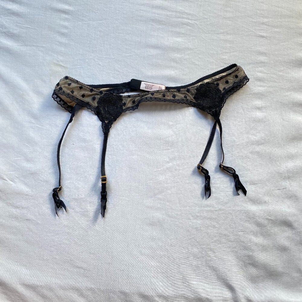 Victoria's Secret Very Sexy Garter _ NWOT